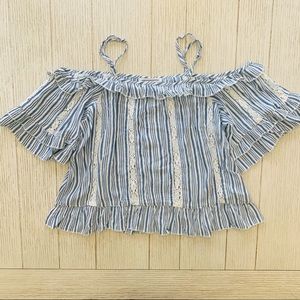 American Eagle flowy off the shoulder top